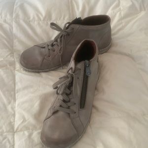 Remonte leather sneaker by Rieker